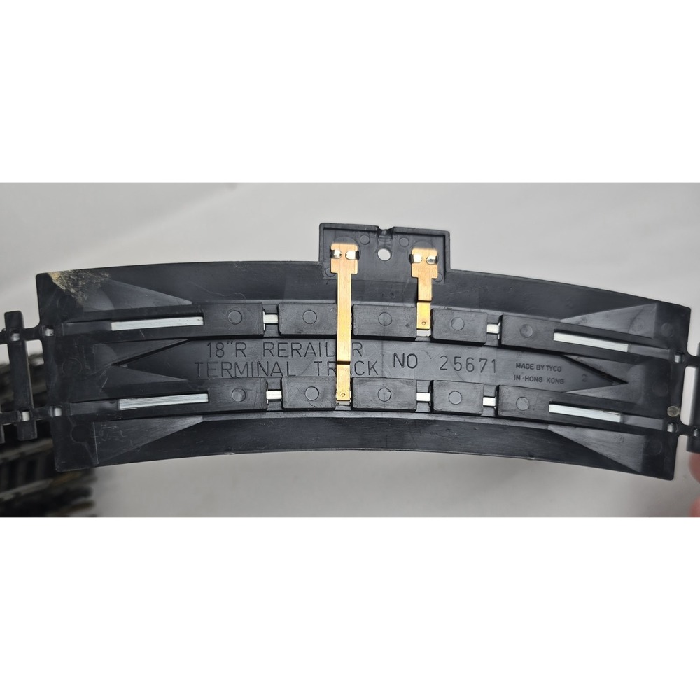 TYCO HO Scale Steel Track Lot Curved & Straight w/Terminal Re-Railer mixed brand - Picture 2 of 4